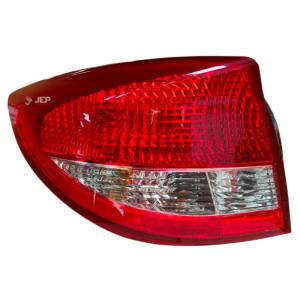 Faro Posterior Kia Rio...