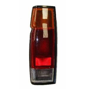 Faro Posterior Datsun...