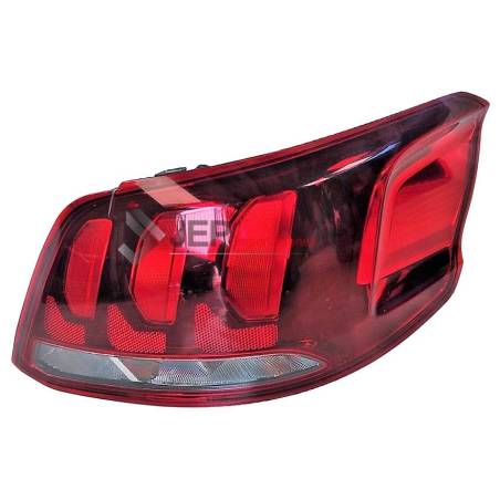 Faro Posterior Peugeot 301 2018/2020 Rh